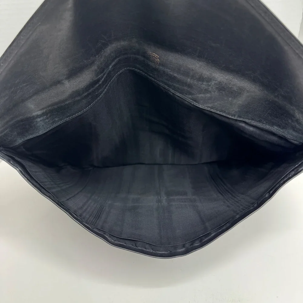 Gucci Vintage Black Leather Envelope Clutch Document Case Portfolio Italy